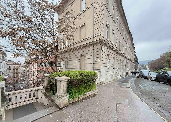 Hj7-b Hunyadi Budapeszt